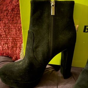 Gianni Bini Black Suede Ankle Boots *Brand New*
